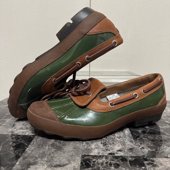 UGG Australia Ashdale 1898 Green Waterproof Duck Shoes Womens Sz 6.5 Sherpa - Picture 4 of 11